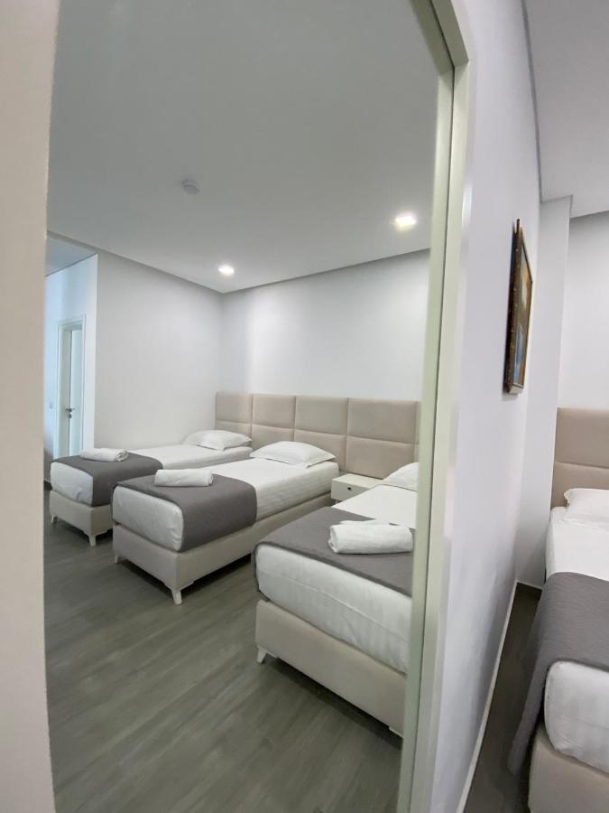 Edina By Hp Hotel Saranda Zewnętrze zdjęcie