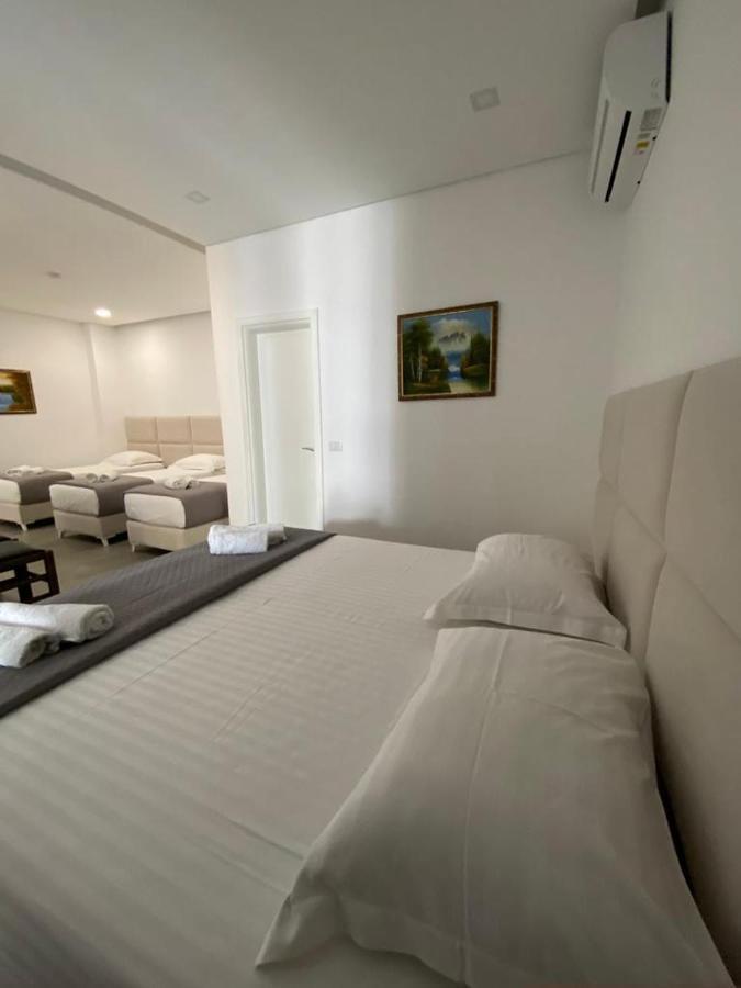 Edina By Hp Hotel Saranda Zewnętrze zdjęcie