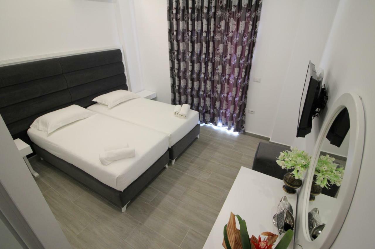 Edina By Hp Hotel Saranda Zewnętrze zdjęcie